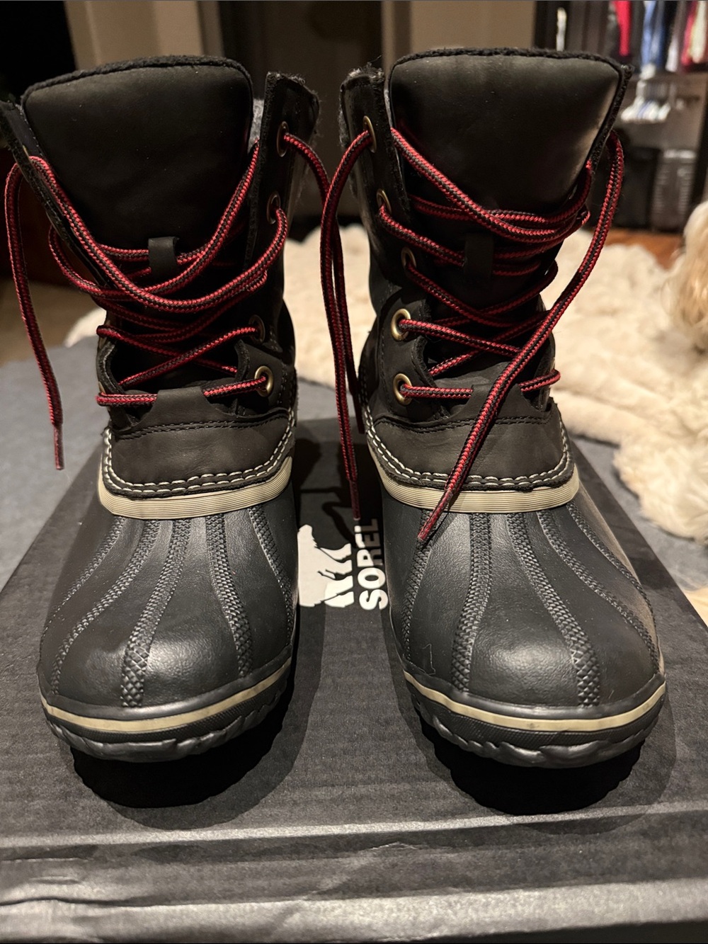 Sorel Slimpack Lace II Black and Red Lace Winter Boots